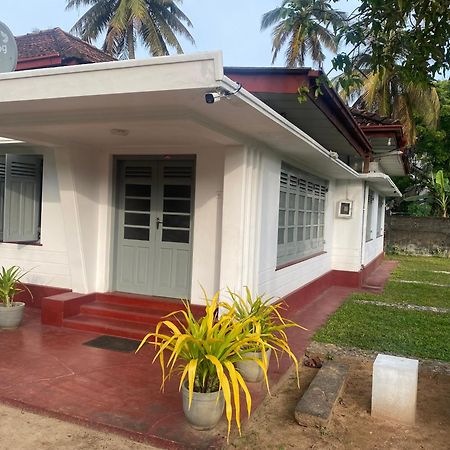 Villa 95 Dickwella Exterior foto